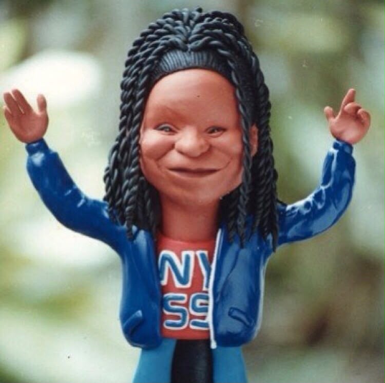 Escultura caricatura de Whoopi Goldberg